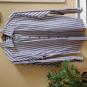 Joseph Abboud Collection Size M Stripe Button Down Shirt.